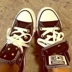 Black and gold converse